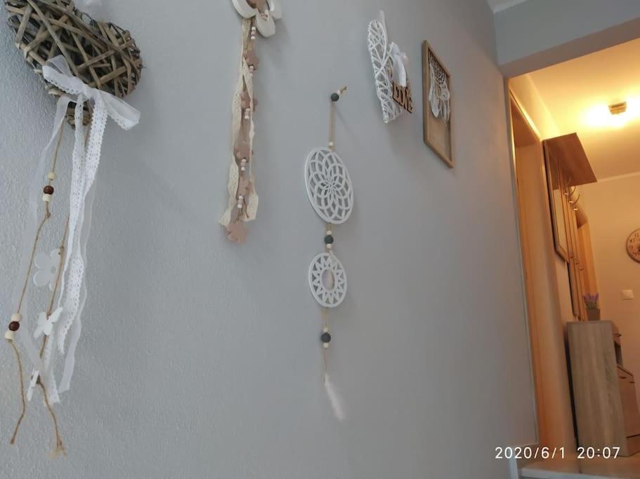 Anadora 2: Hospitable Stone House With Yard Apartment อเล็กซานโดรโพลิส ภายนอก รูปภาพ
